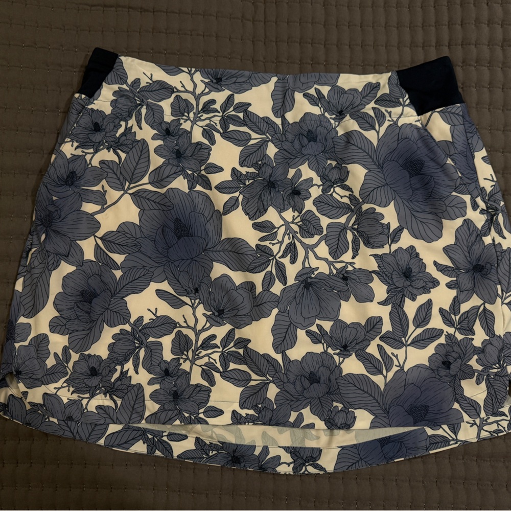 Walter Hagen floral White Performance Skirt XL